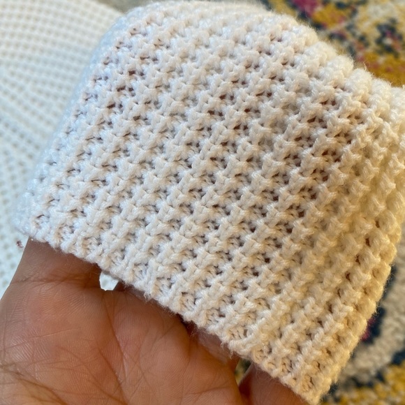 Vintage Y2K Guess Waffle Knit Mock Neck Sweater Size Small - Picture 2 of 4